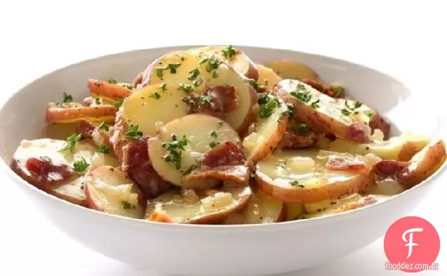 Salada De Batata Alemã Quente E Saudável
