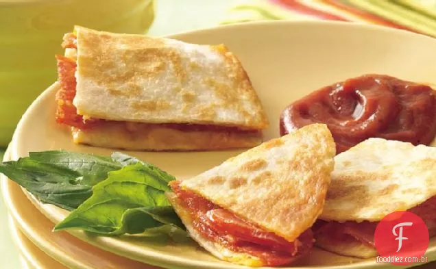 Cheesy Pizza Quesadilla Bites