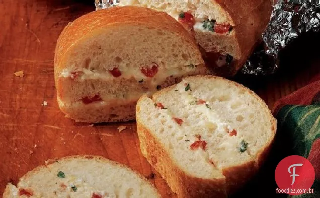 Pão De Pimenta Vermelha Torrado Com Queijo