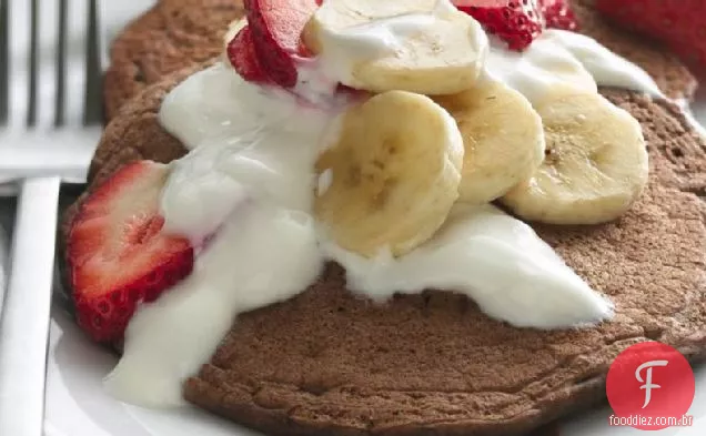 Panquecas de Chocolate com morangos
