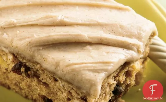 Bolo De Especiarias Com Molho De Maçã