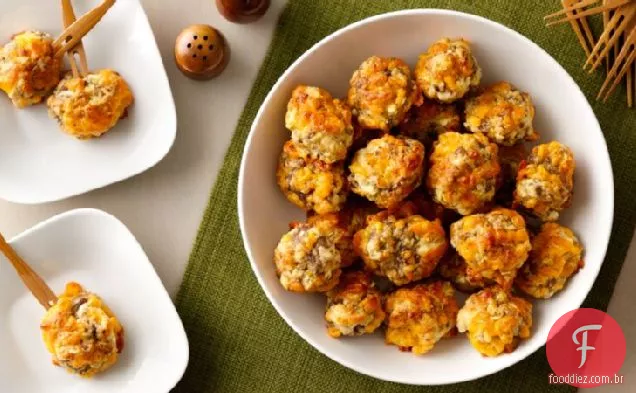 Cheddar Maçã Salsicha Bolas