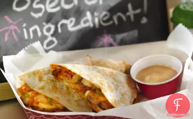 Coreano churrasco Kimchi Quesadillas