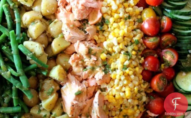 Salada de salmão de Holly