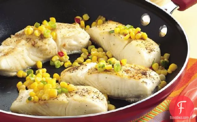 Peixe frigideira com sabor de milho rápido