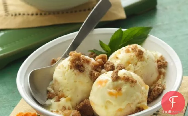 Peach Cobbler Ice Cream