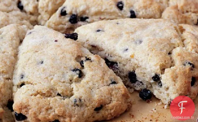 Limão-Mirtilo Scones