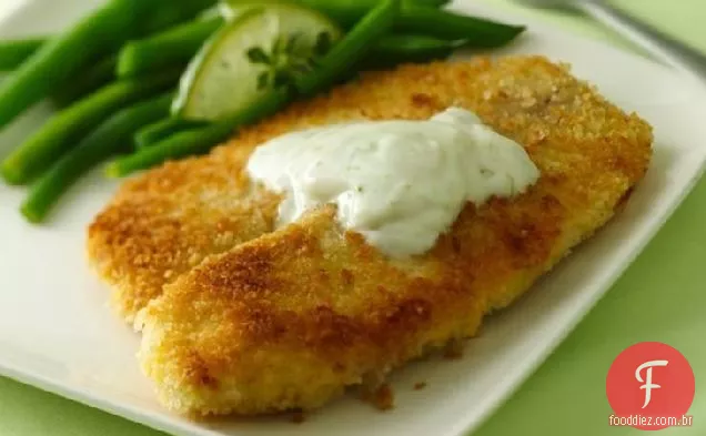Filetes de peixe crocantes com molho de limão picante