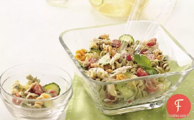 Salada De Macarrão Alfredo De Frango