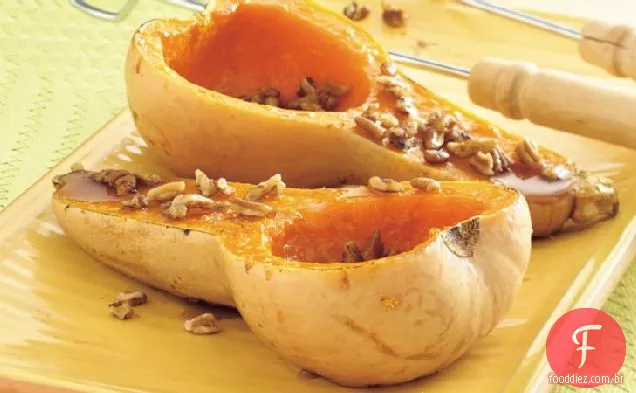 Abóbora - Butternut grelhada com tampo de bordo e noz-pecã