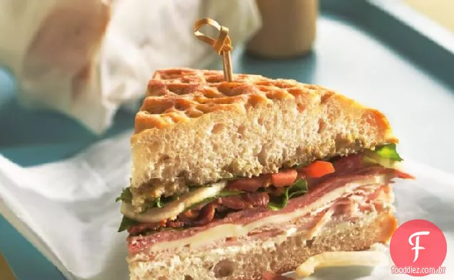 Sanduíches Dagwood À Frente