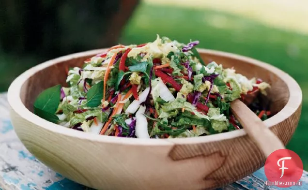 Salada De Repolho Picante De Estilo Asiático