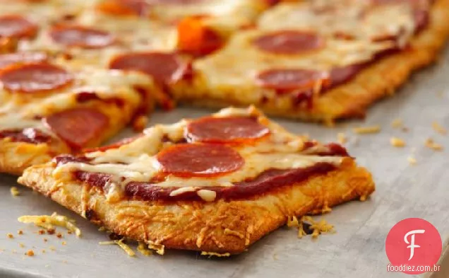 Parmesão Crusted Pepperoni Pizza