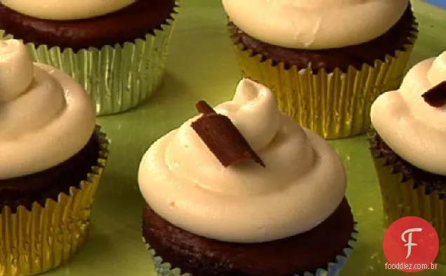 Chocolate Velvet Cupcakes