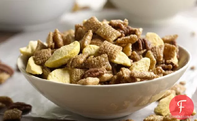 Peach Cobbler Chex ® Party Mix