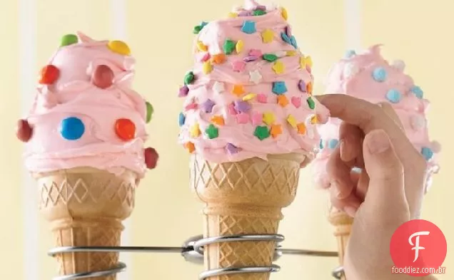 Surpresa Cupcake Cones