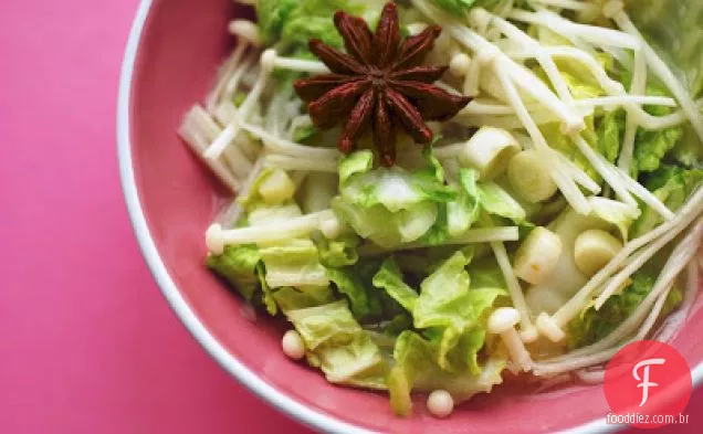 Salada Asiática Com Wasabi Vinagrete
