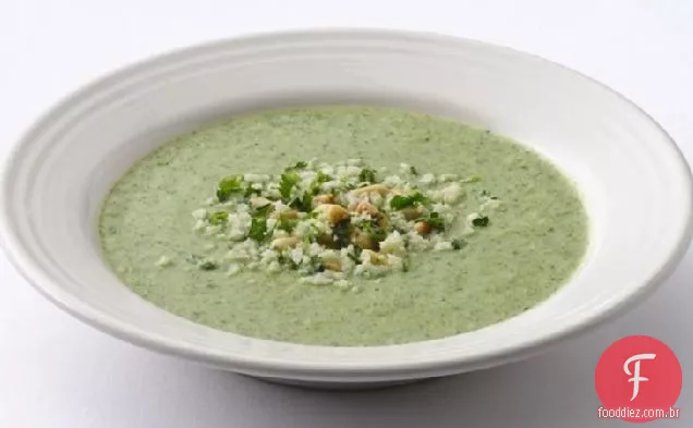 Sopa De Brócolis Muito Verde