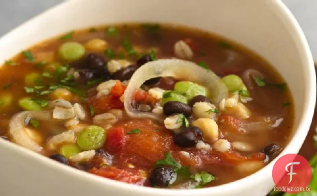 Sopa de feijão e cevada