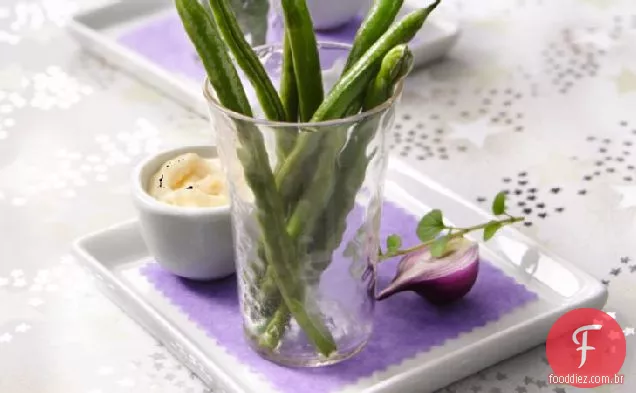 Feijão verde assado com alho assado Aioli