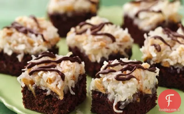 Almond Macaroon Brownie Bars