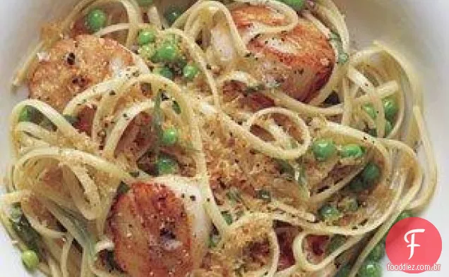 Linguine Com Vieiras, Manteiga Marrom E Ervilhas