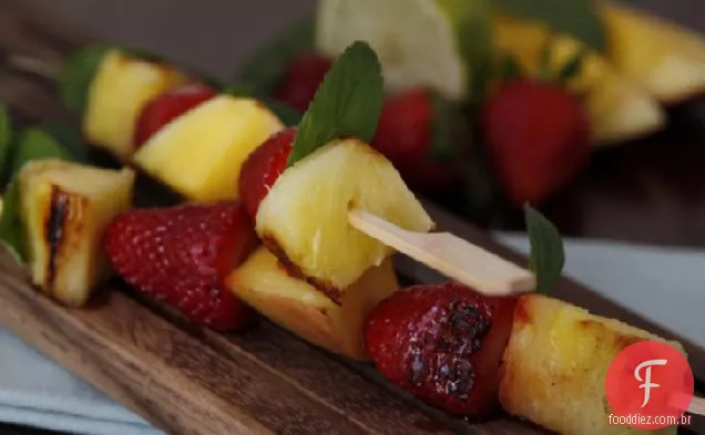 Kabobs De Frutas Grelhadas