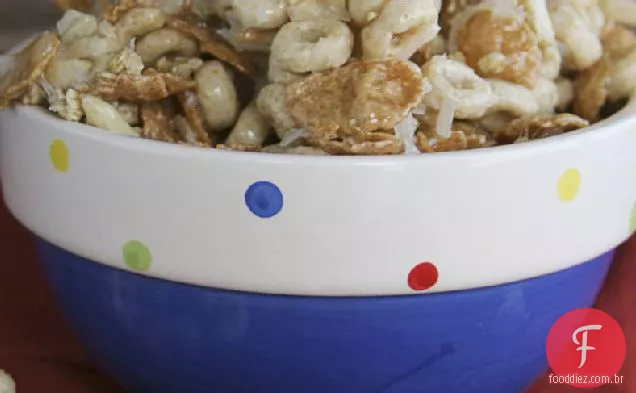 Gooey Cheerios Mix