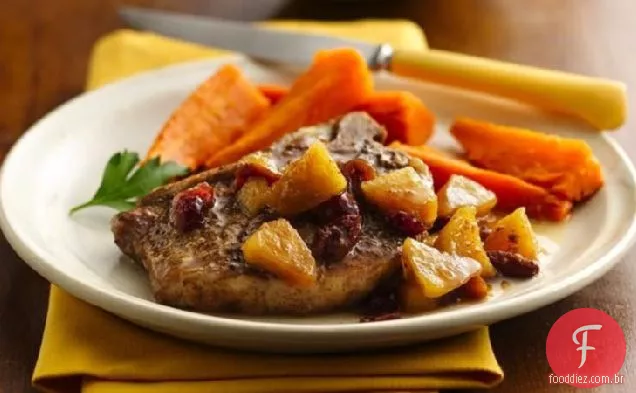 Costeletas de Porco de fogão lento com Chutney de maçã
