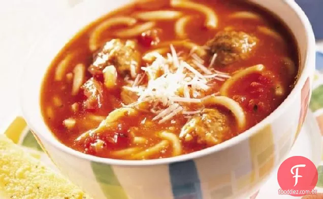 Sopa de espaguete e Almôndega