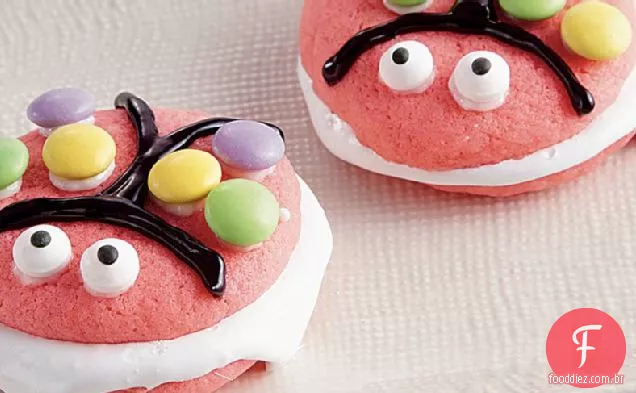 Rosa Joaninha Whoopie Tortas