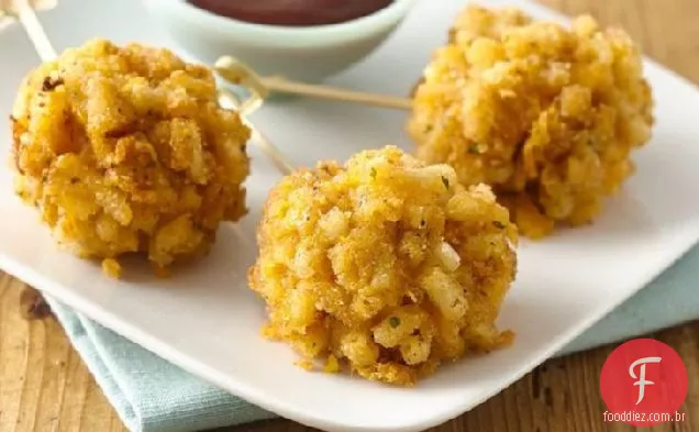 Bolas fritas de Mac e queijo