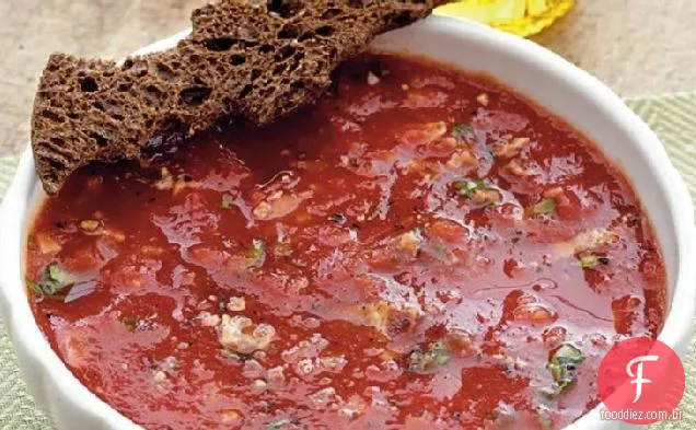 Sopa de tomate com Croutons de Morcego