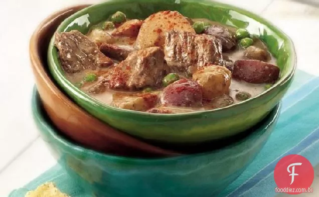 Ensopado De Carne Húngaro De Fogão Lento