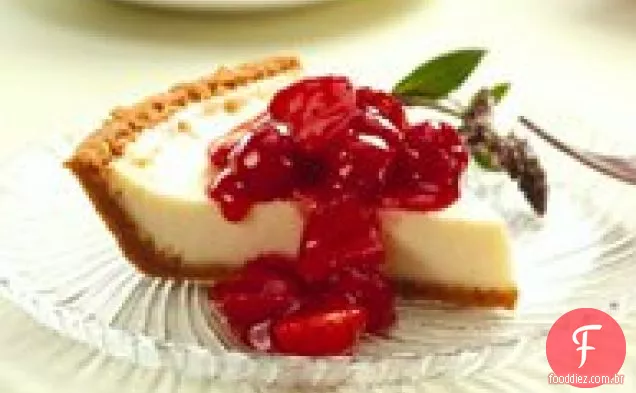 Cheesecake de baunilha com cobertura de cereja