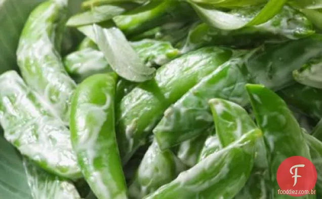 Ervilhas Refrigeradas Com Receita Cremosa De Molho De Estragão