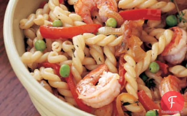Gemelli Com Camarão, Pimentão Vermelho E Ervilhas
