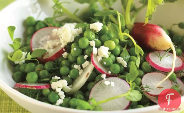 Salada De Ervilha Com Rabanetes E Queijo Feta