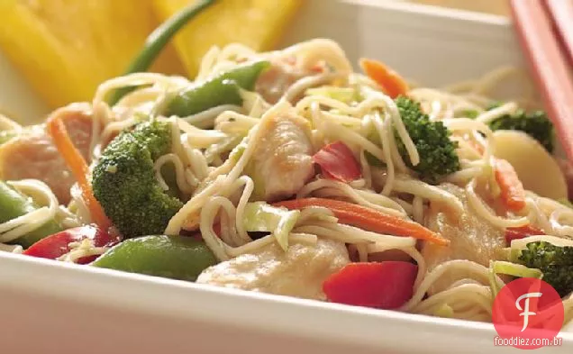 Frango Lo Mein