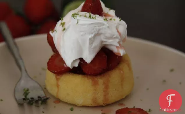 Morango Margarita Shortcakes