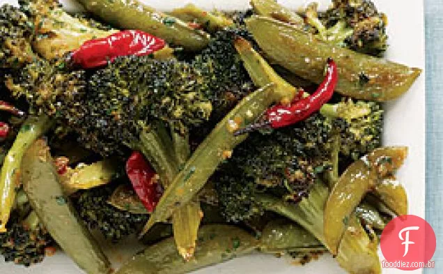 Spicy Asiático Assado Brócolis & Snap Peas