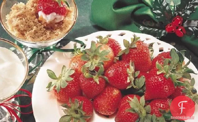 Morangos Com Açúcar Mascavo