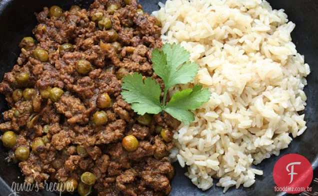 Cordeiro Kheema Com Ervilhas