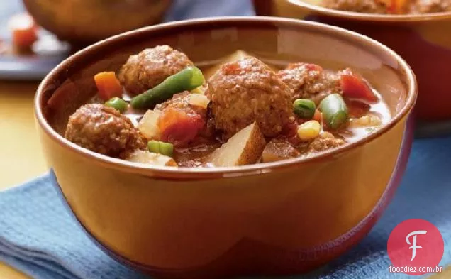 Sopa De Pedra De Almôndega De Fogão Lento