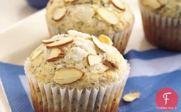 Muffins De Sementes De Amêndoa E Papoula