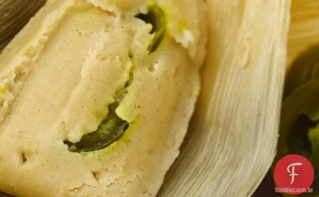 Tamales com recheio de queijo e Jalapeño