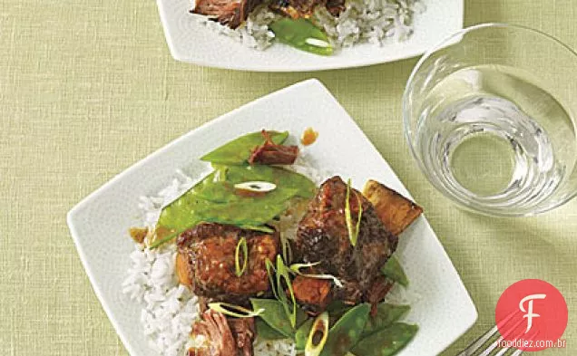 Ensopado de carne Hoisin com ervilhas