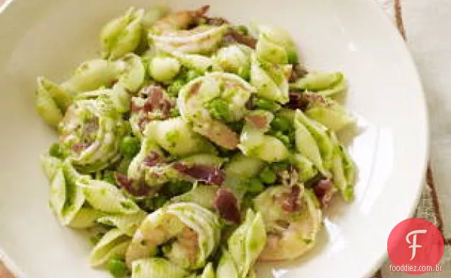 Camarão E Conchas Com Pancetta E Ervilhas