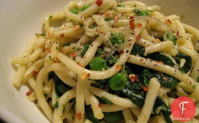 Massa Pesto De Ervilha E Espinafre