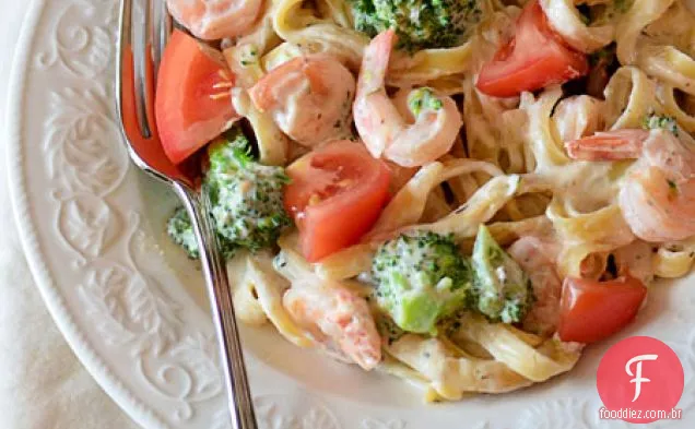 Camarão E Brócolis Fettuccine